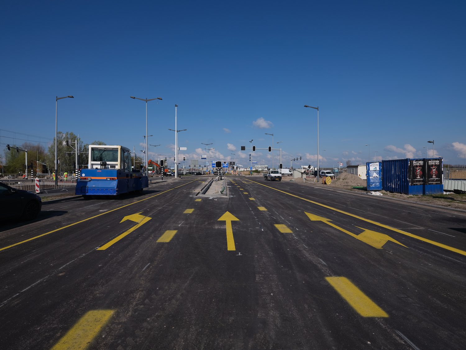 Kruispunt Zuiderzeeweg/Piet Heintunnel aangepakt