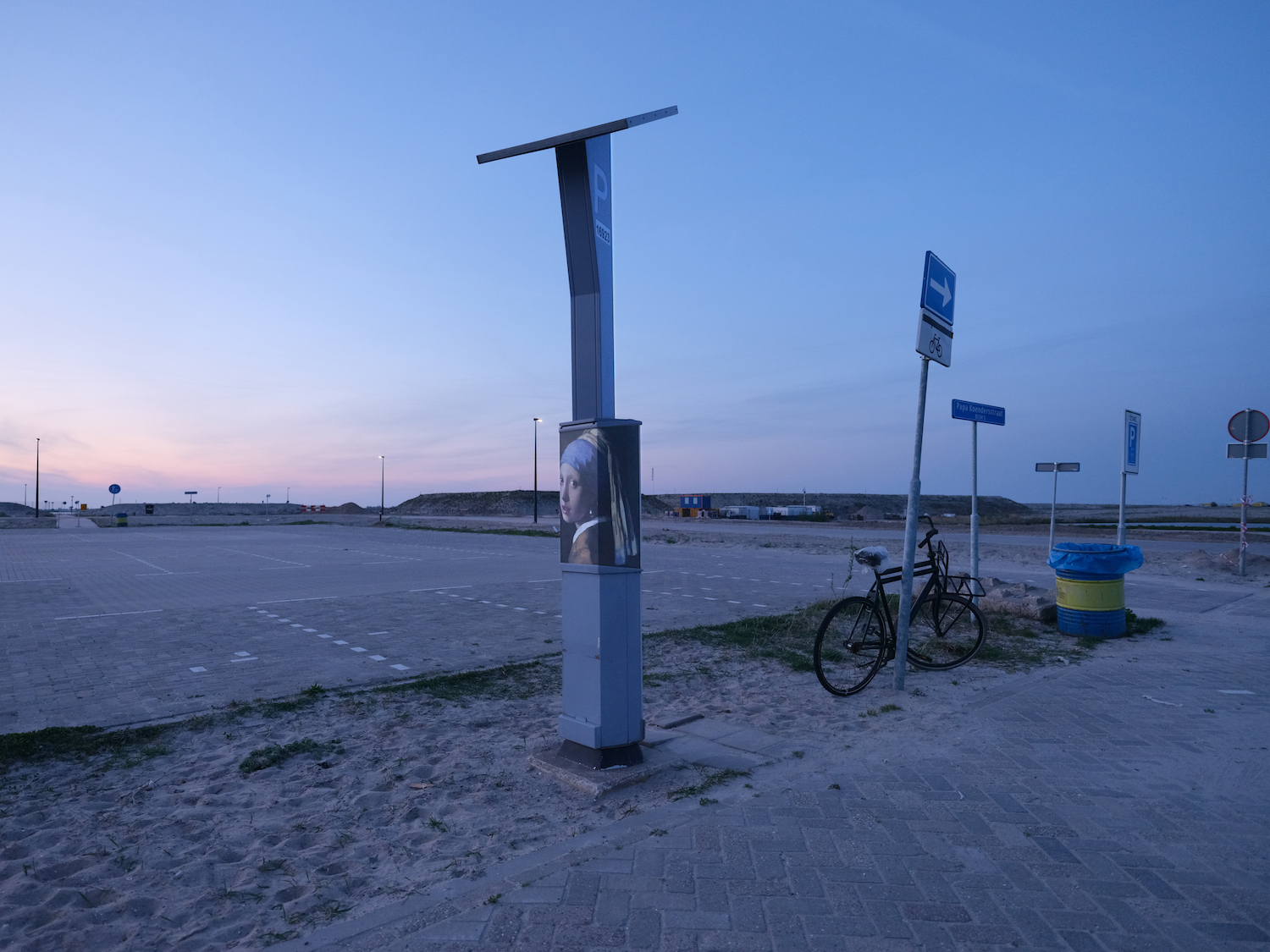 ‘Hij kan niet praten, anders had deze parkeerautomaat het allemaal verteld’￼