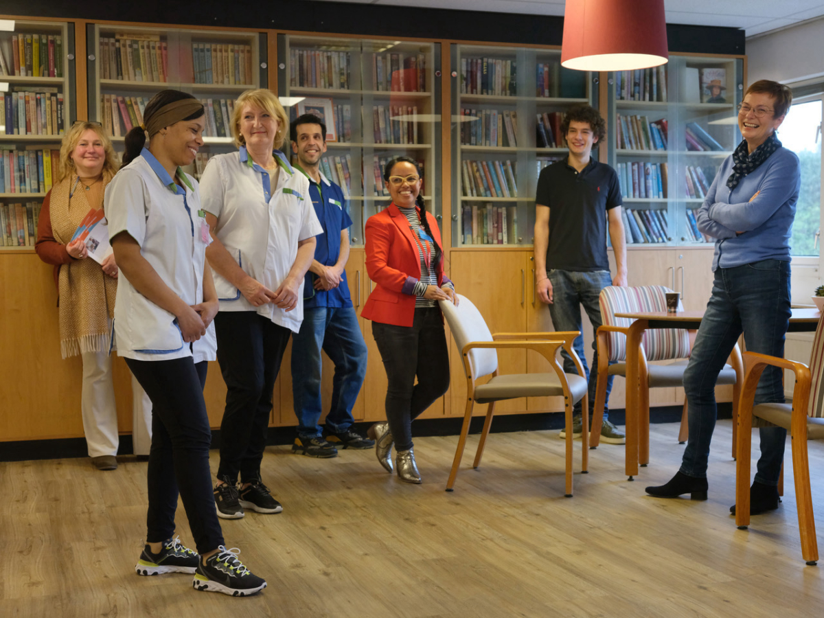 De Open Hof wordt vernieuwd, bewoners verhuizen tijdelijk. 'Zorg en