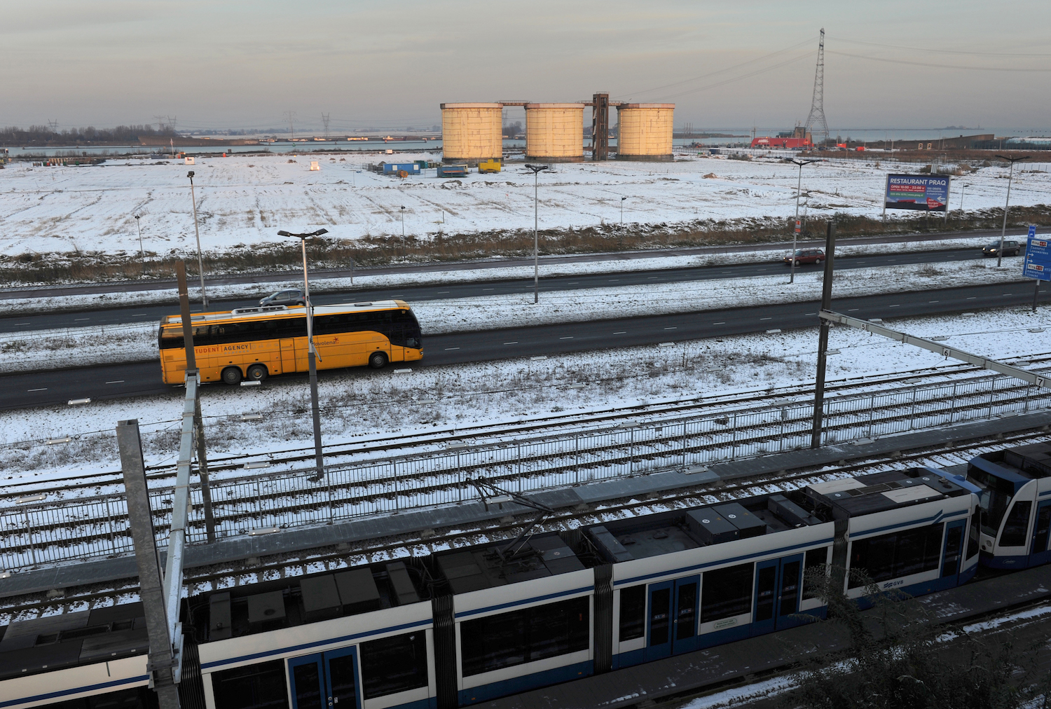 IJburglaan ter hoogte van Zeeburgereiland moet groener