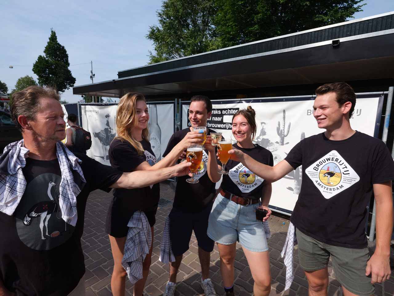 Brouwerij ’t IJ opent Café Struis onder de molen, feestelijke opening op 21 september