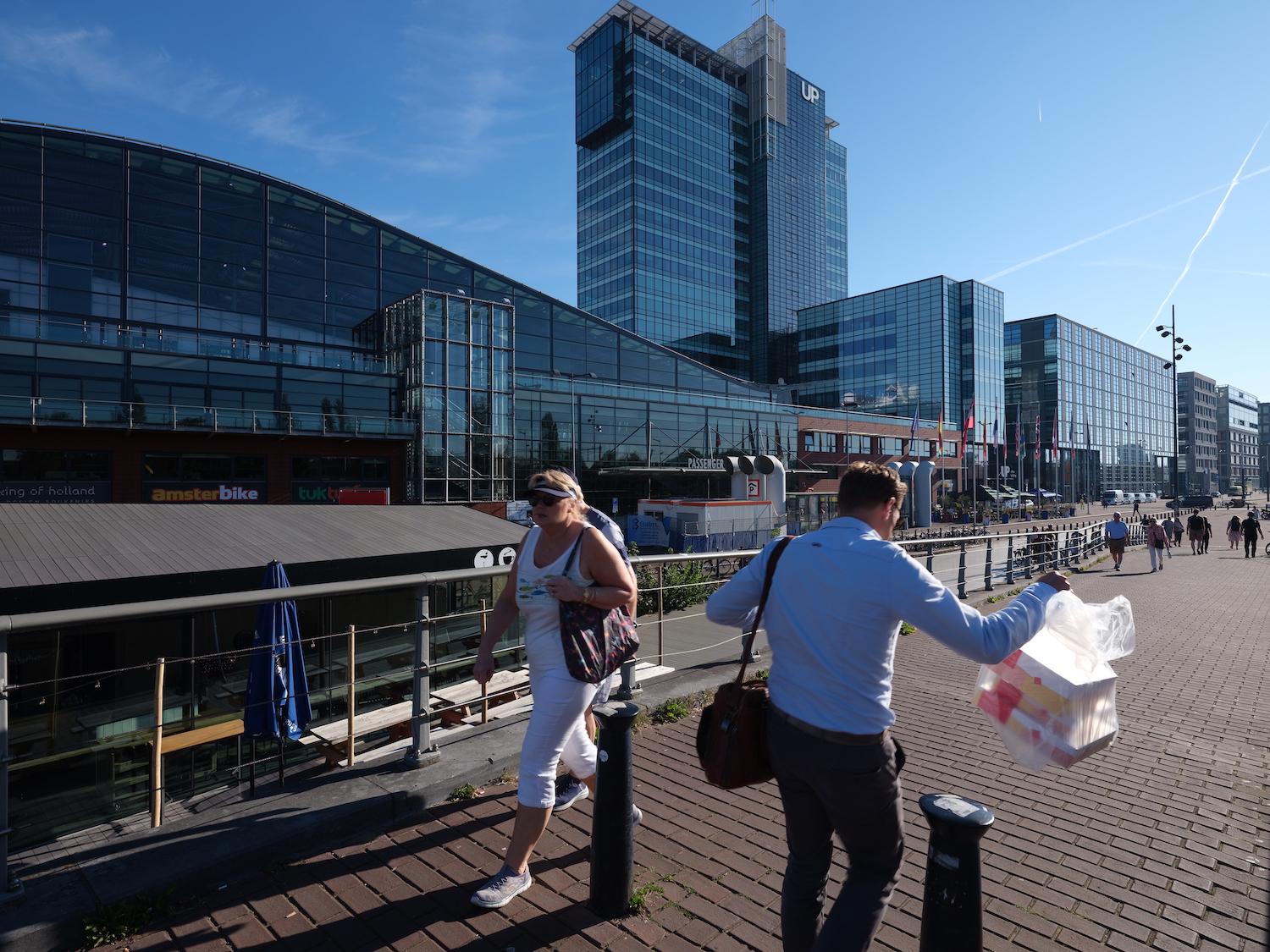 Walstroom: PTA zou uit het centrum verdwijnen, maar extreem vervuilende cruiseschepen blijven subsidie krijgen