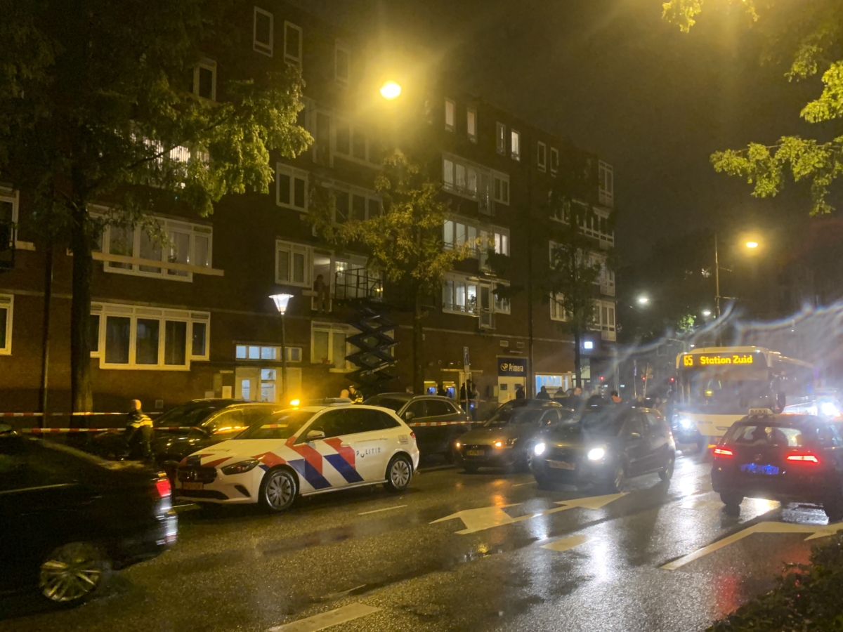 Oost Wéér Opgeschrikt Door Explosie, Gevel Molukkenstraat Weggeblazen ...