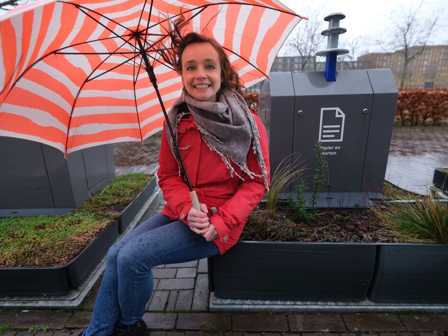 Van vieze container tot vrolijk plantsoentje