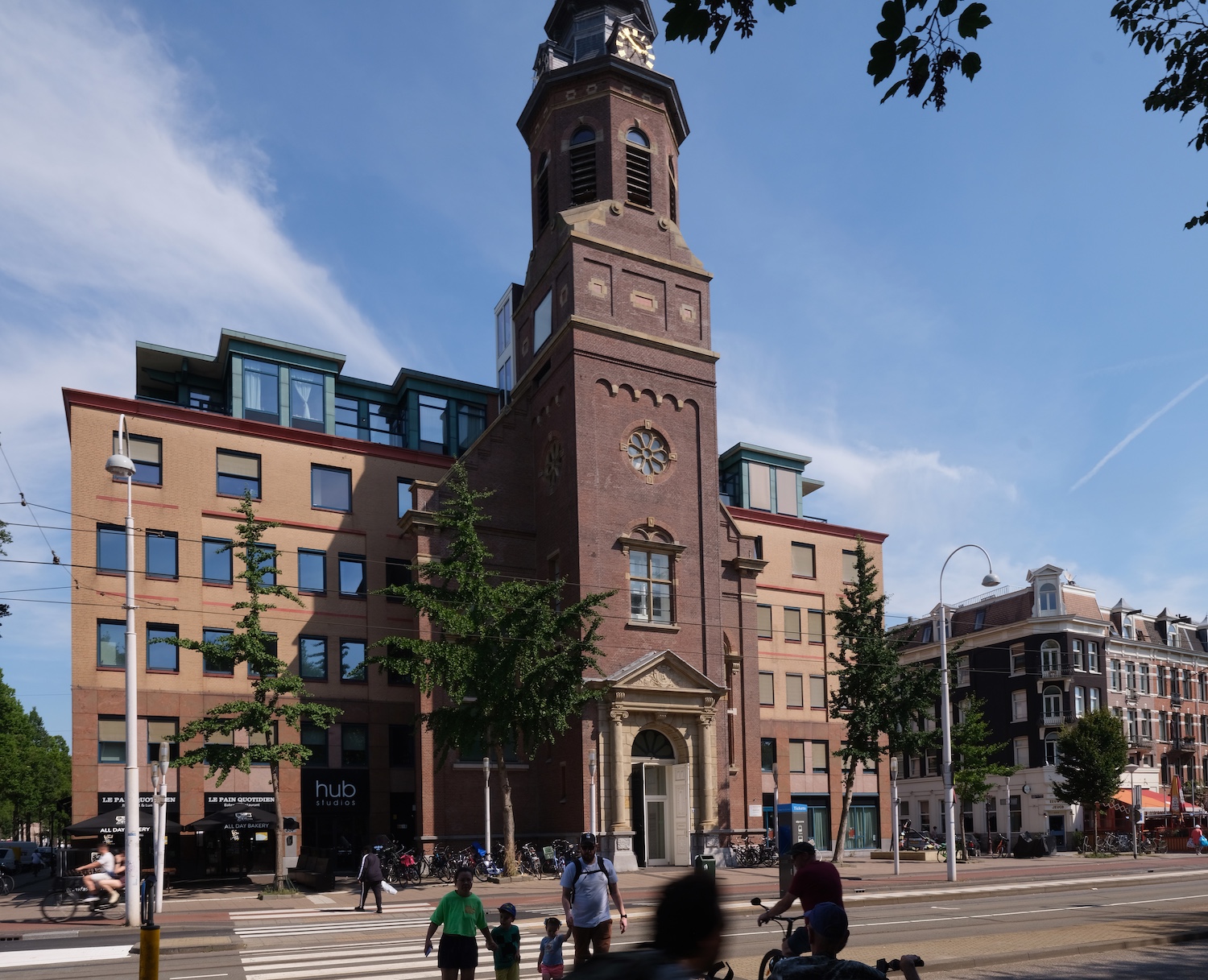 The Spirit of Amsterdam in gebedshuizen: ‘Geen religieus festival, al gaat het wel over geloven’