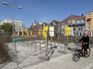 ‘Maar kijk eens naar de datum’