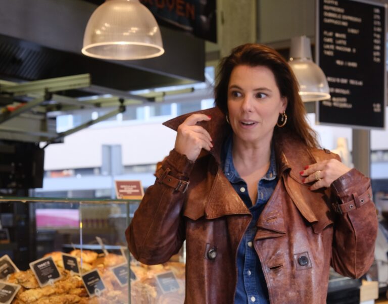 TV-presentatrice Roos Moggré: ‘Eigenlijk snap ik nooit zoveel van al die spelletjes’