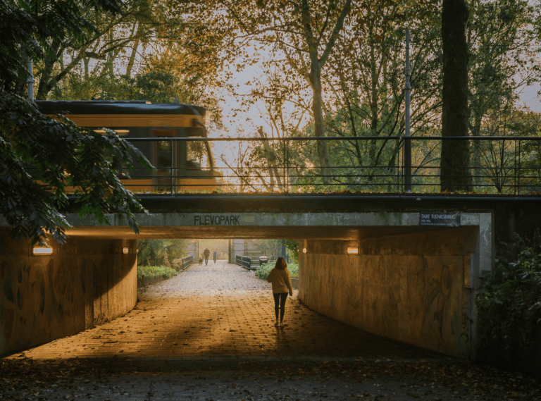 Expositie Ode aan Oost in het Plein Theater
