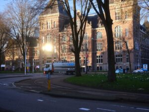 Hoe moet het verder met het Koninklijk Instituut voor de Tropen?