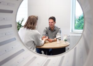 Weer doen waar je van houdt met chronische handklachten: Op maat gemaakte braces van Manometric in OLVG Oost