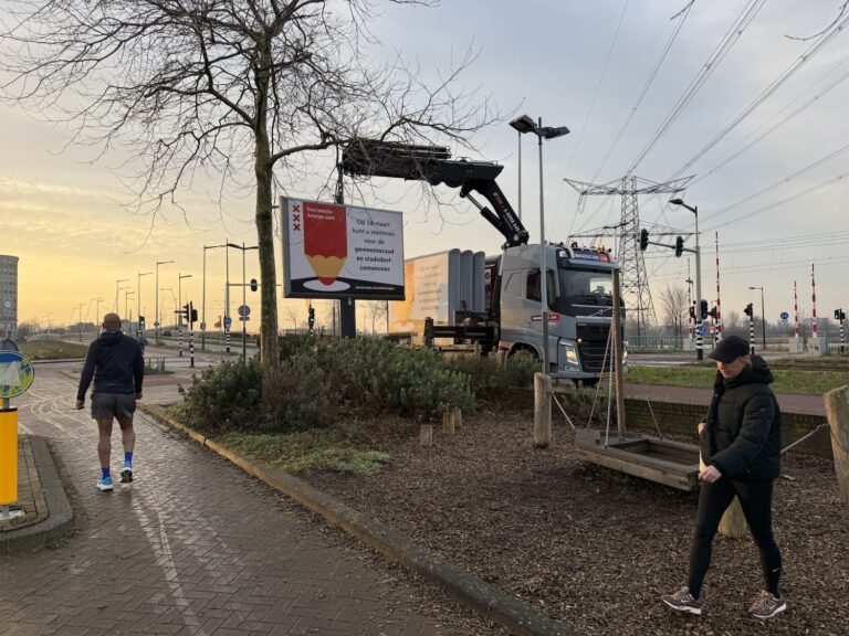 Verkiezingen op 18 maart: gemeenteraad en stadsdelen. 16-plussers mogen voor het eerst meestemmen