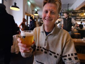 ‘Er moet gewoon iemand zijn die een datum prikt’