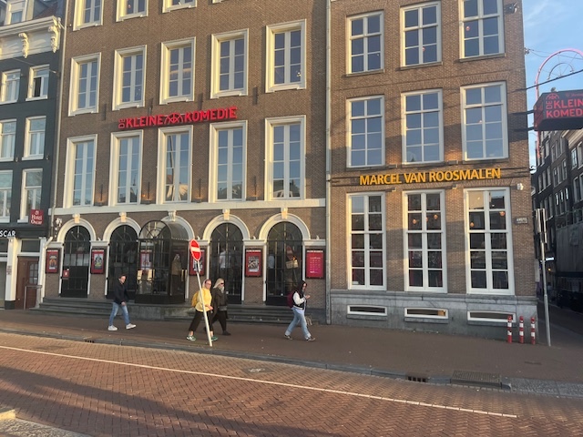 Is Marcel van Roosmalen ook een goede cabaretier?