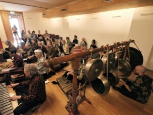 Het huis van de Gamelan, ‘voor je het weet heb je je hart verloren’
