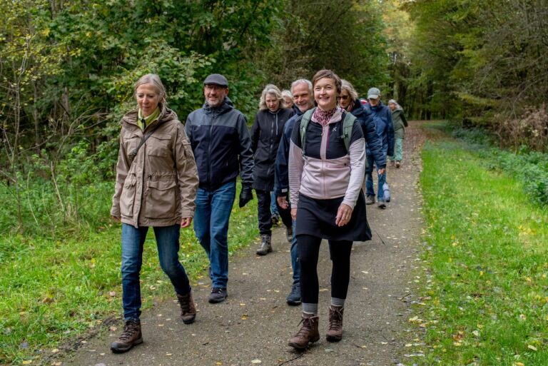Samen op pad: natuurwandeling in Oost tegen eenzaamheid