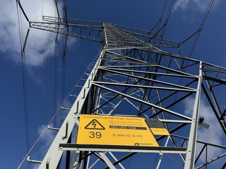 TenneT wil meer stroom door IJburg: webinar over magneetvelden