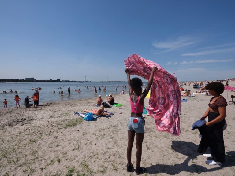 ‘Vergeet Zandvoort, dít wordt Amsterdam aan Zee’