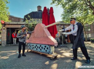 Levendig, gezellig en schappelijke prijzen: Crossover Festival in Badhuistheater in Oost